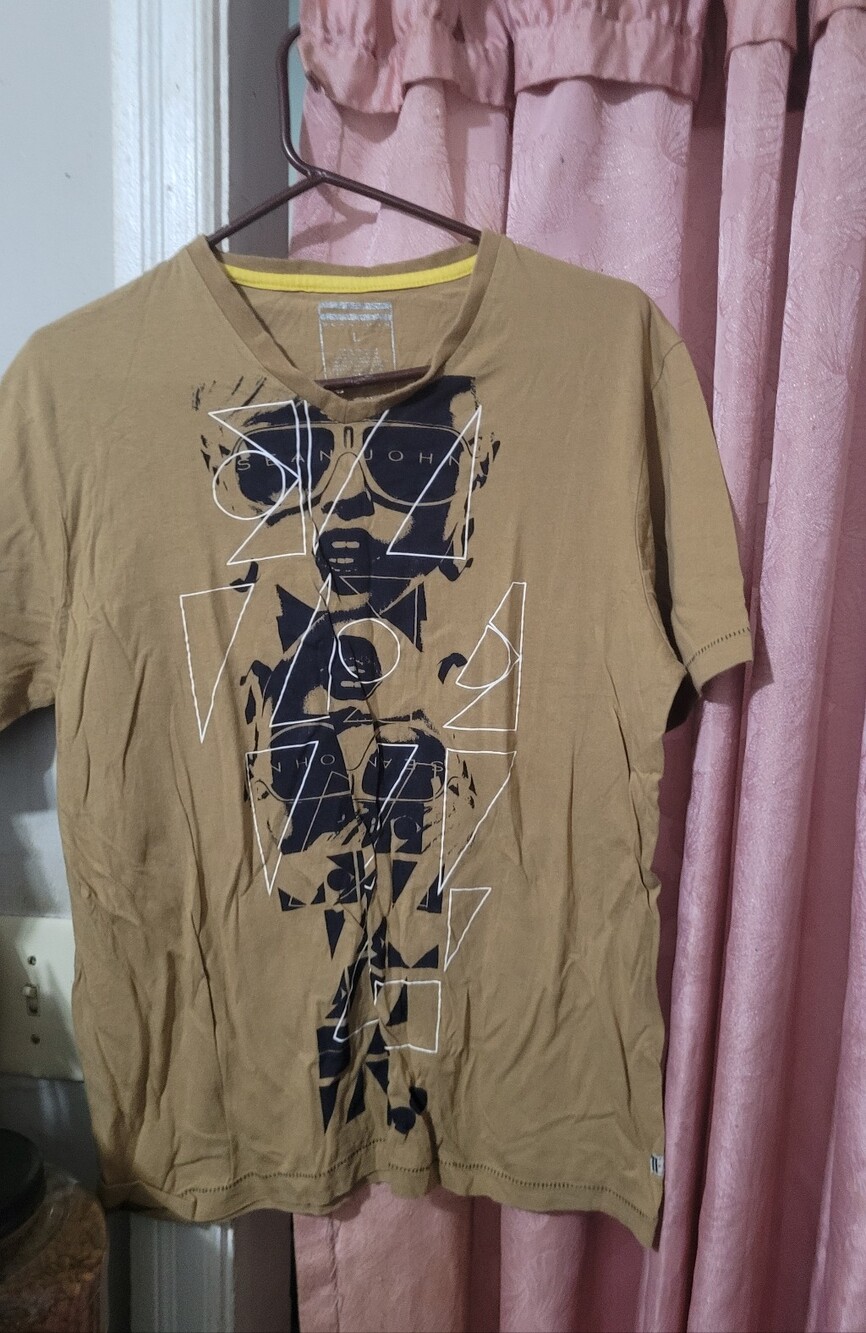 Sean John Tan Short Sleeve Graphic Tee with Black Print